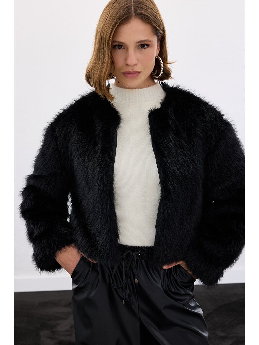 Yakasız Kürk - Siyah-4