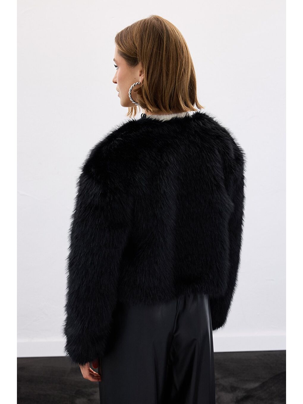Yakasız Kürk - Siyah-6