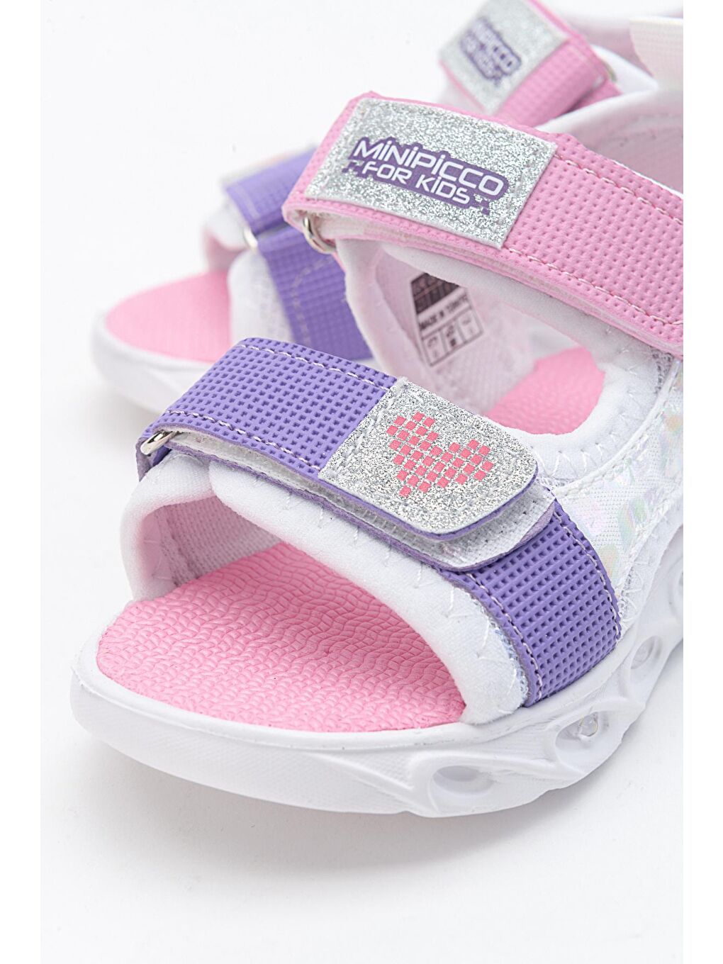 Kız Çocuk Beyaz Işıklı Anatomik Hafif Spor Sandalet-1