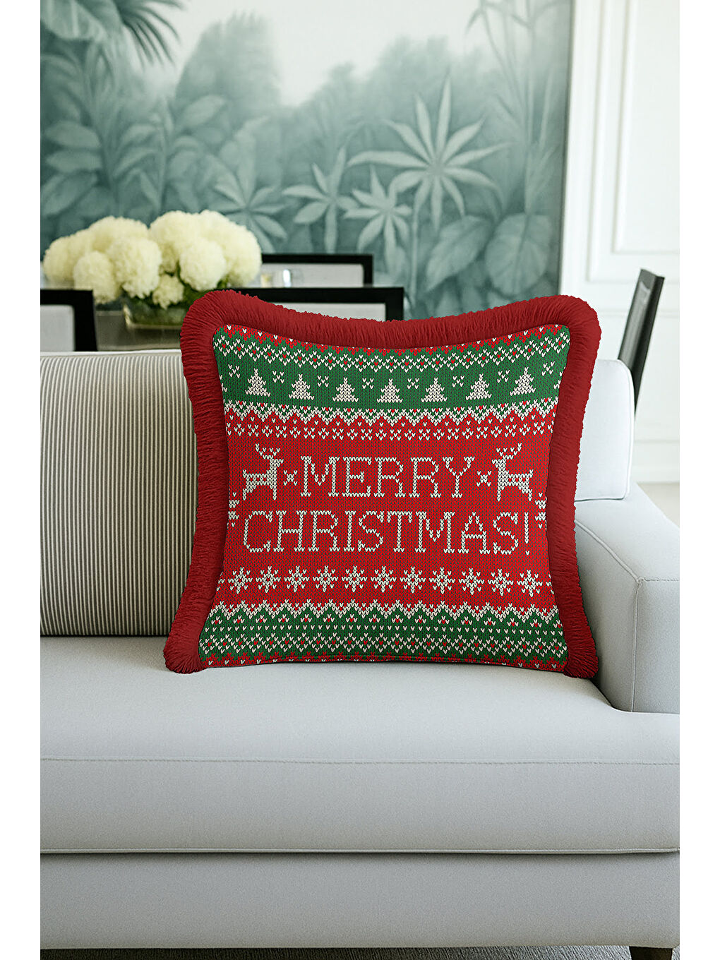Karışık Yılbaşı Motifli Saçaklı Yastık Kılıfı - Yeni Yıl Temalı Retro Kırmızı Yeşil Püsküllü Kırlent Kılıfı-3