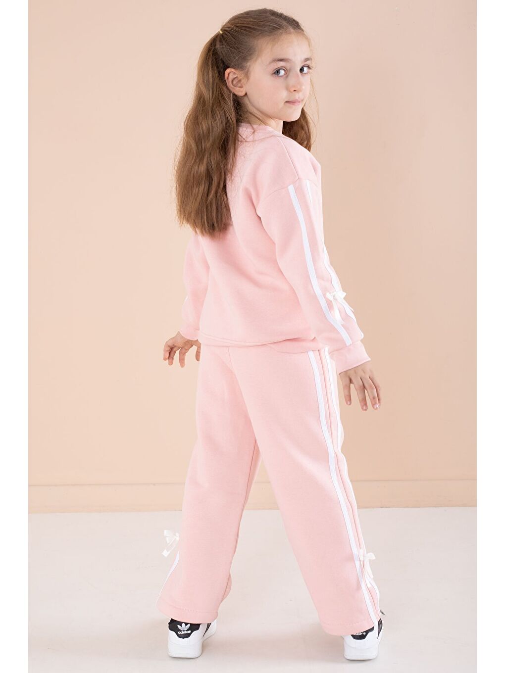 Pembe Yazı Nakışlı Şerit Detaylı Şardonlu Kız Çocuk Eşofman Takımı 23237-1