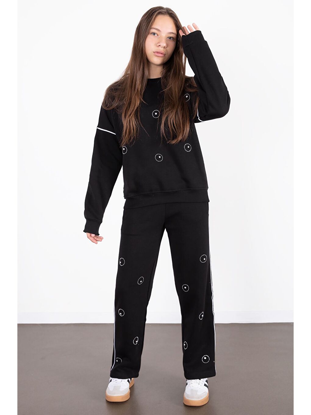 Siyah Payet İşlemeli Şardonlu Kız Çocuk 2li Eşofman Takımı 21428-1