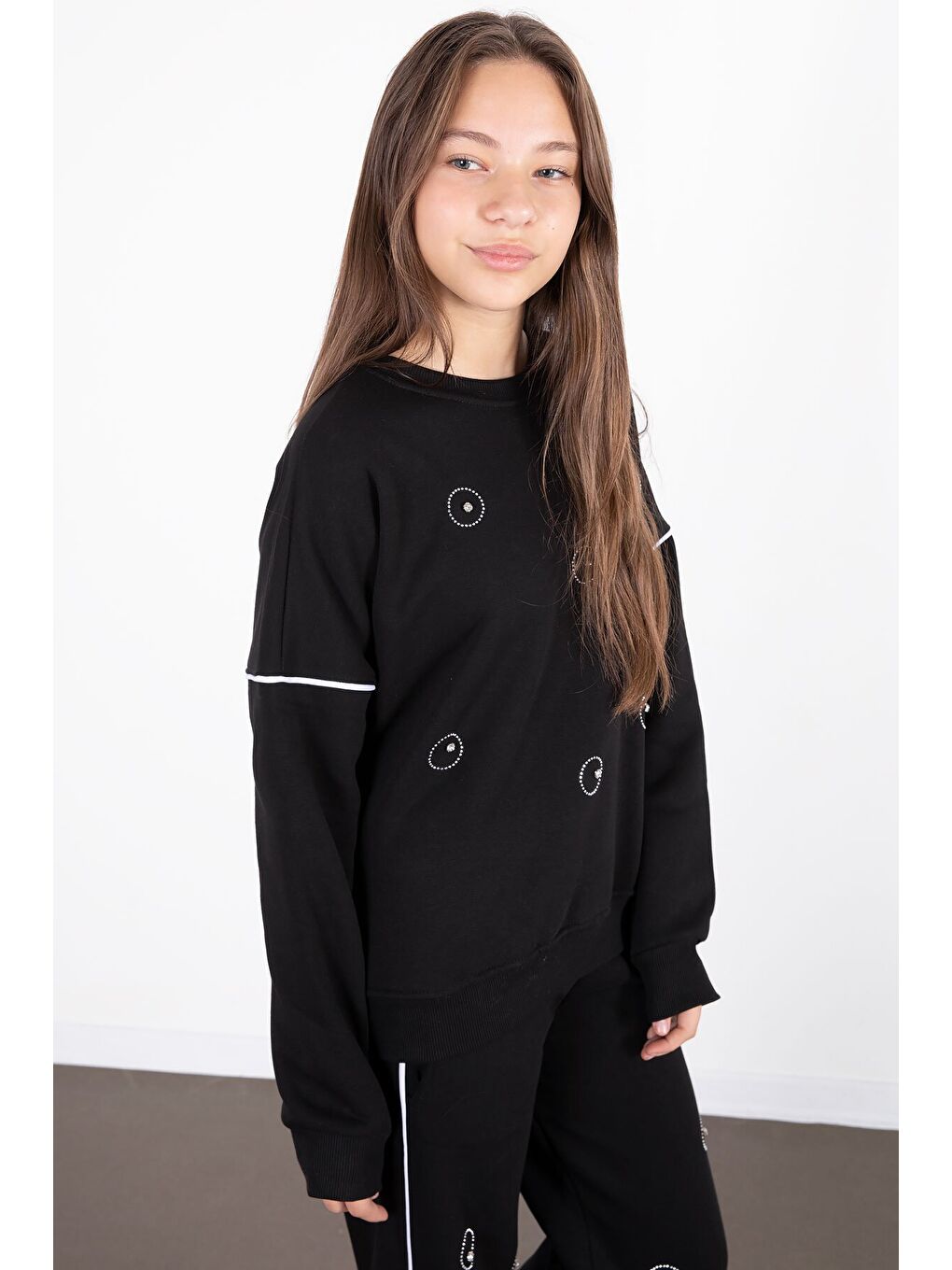 Siyah Payet İşlemeli Şardonlu Kız Çocuk 2li Eşofman Takımı 21428-2