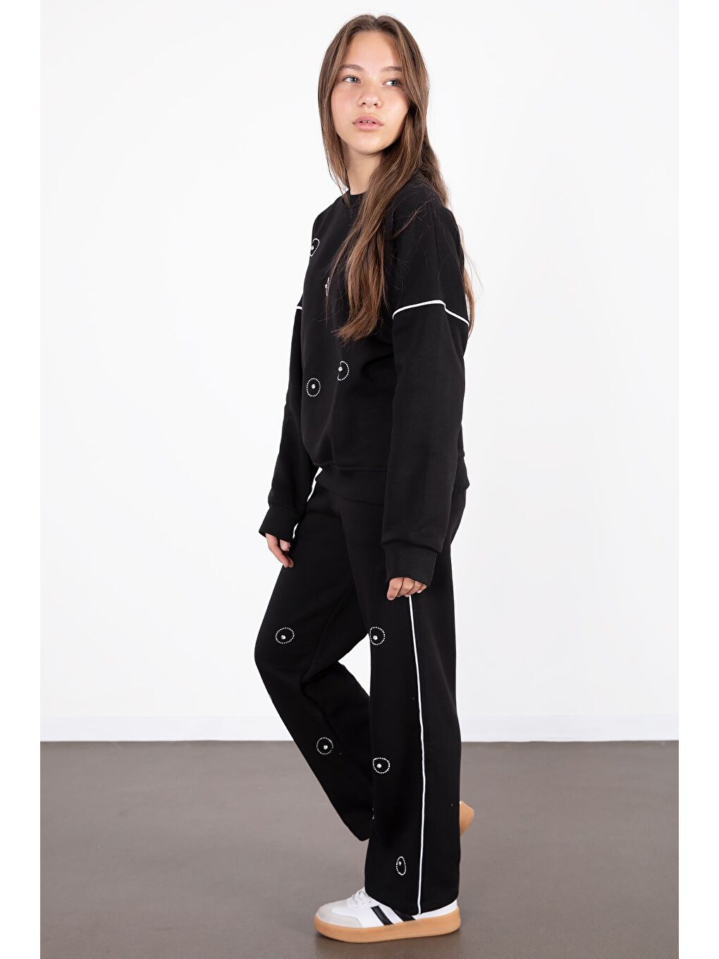 Siyah Payet İşlemeli Şardonlu Kız Çocuk 2li Eşofman Takımı 21428-3