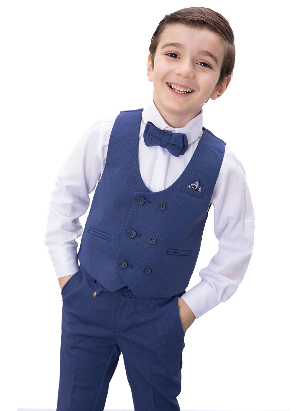 Mavi Düğmeli Yelekli Papyonlu Gömlekli Erkek Çocuk 4lü Takım Elbise 20546-4