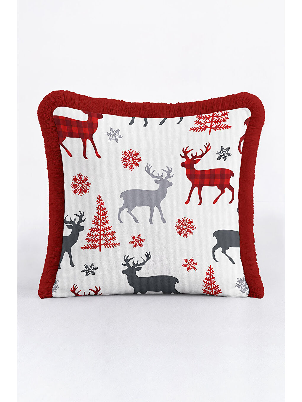 Karışık Kış Temalı Geyikli Saçaklı Yastık Kılıfı - Nordic Rustik Kırmızı Gri Püsküllü Kırlent Kılıfı