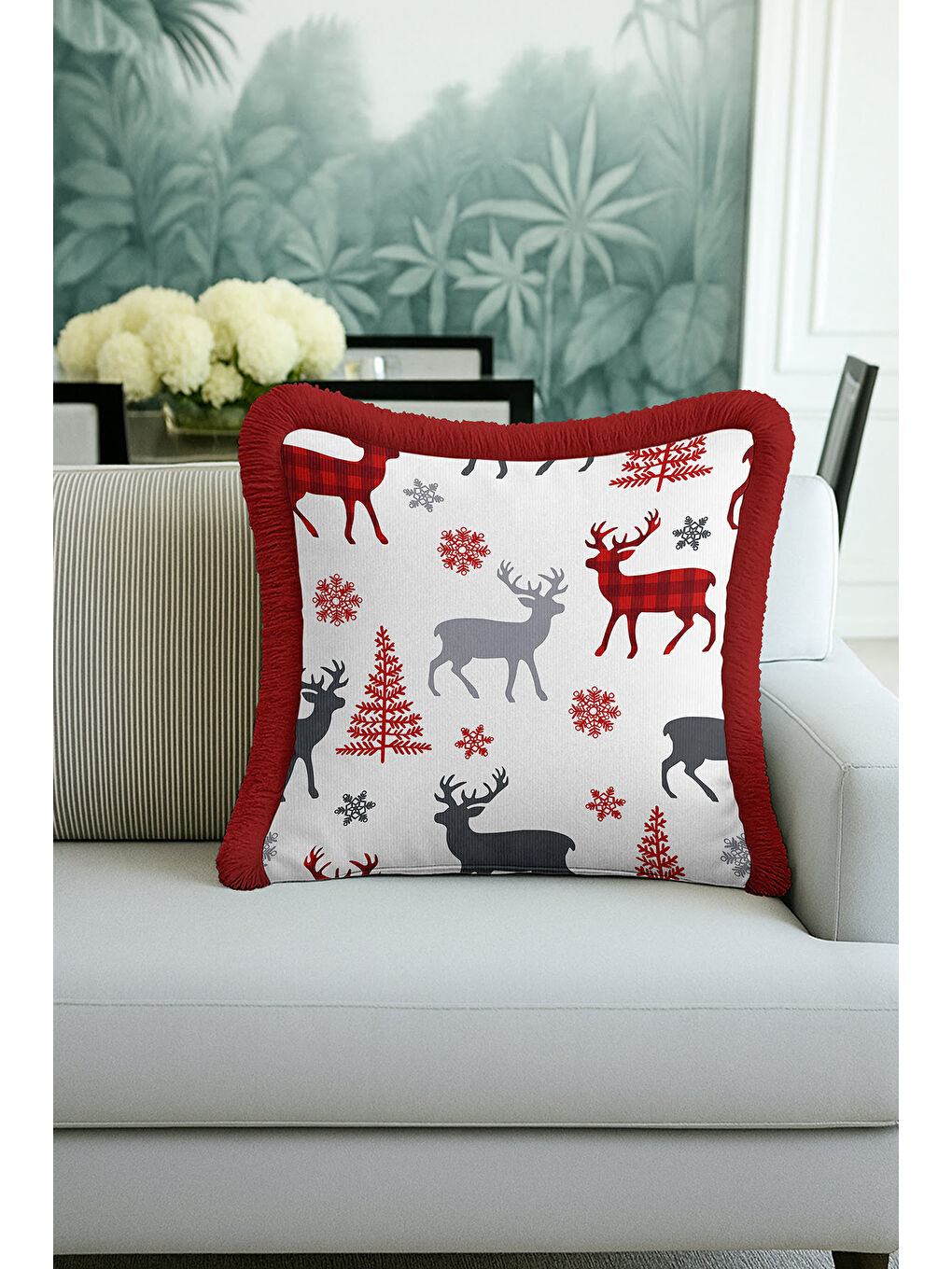 Karışık Kış Temalı Geyikli Saçaklı Yastık Kılıfı - Nordic Rustik Kırmızı Gri Püsküllü Kırlent Kılıfı-3