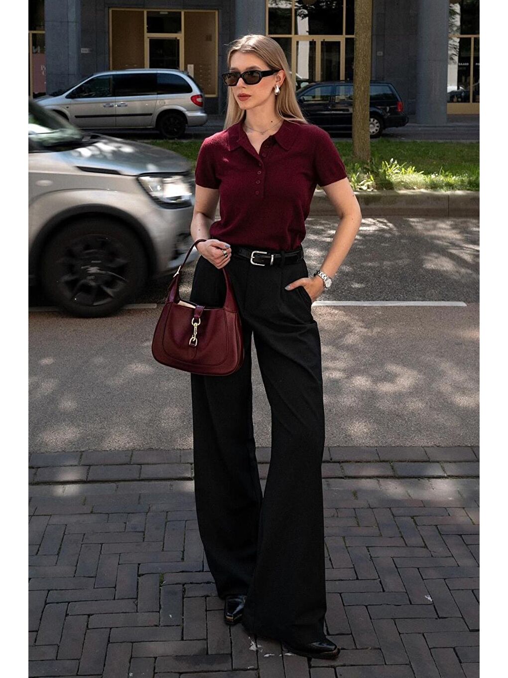 Siyah Kemer Detaylı Yüksek Bel Kumaş Pantolon Mg2285-1