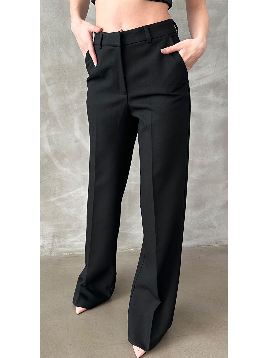 Siyah Kemer Detaylı Yüksek Bel Kumaş Pantolon Mg2285-6