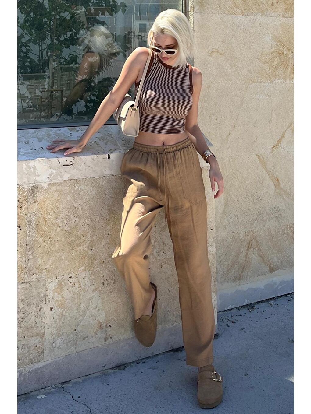 Kahverengi Camel Ayarlanabilir Bel Rahat Kesim Pantolon Mg2161-2