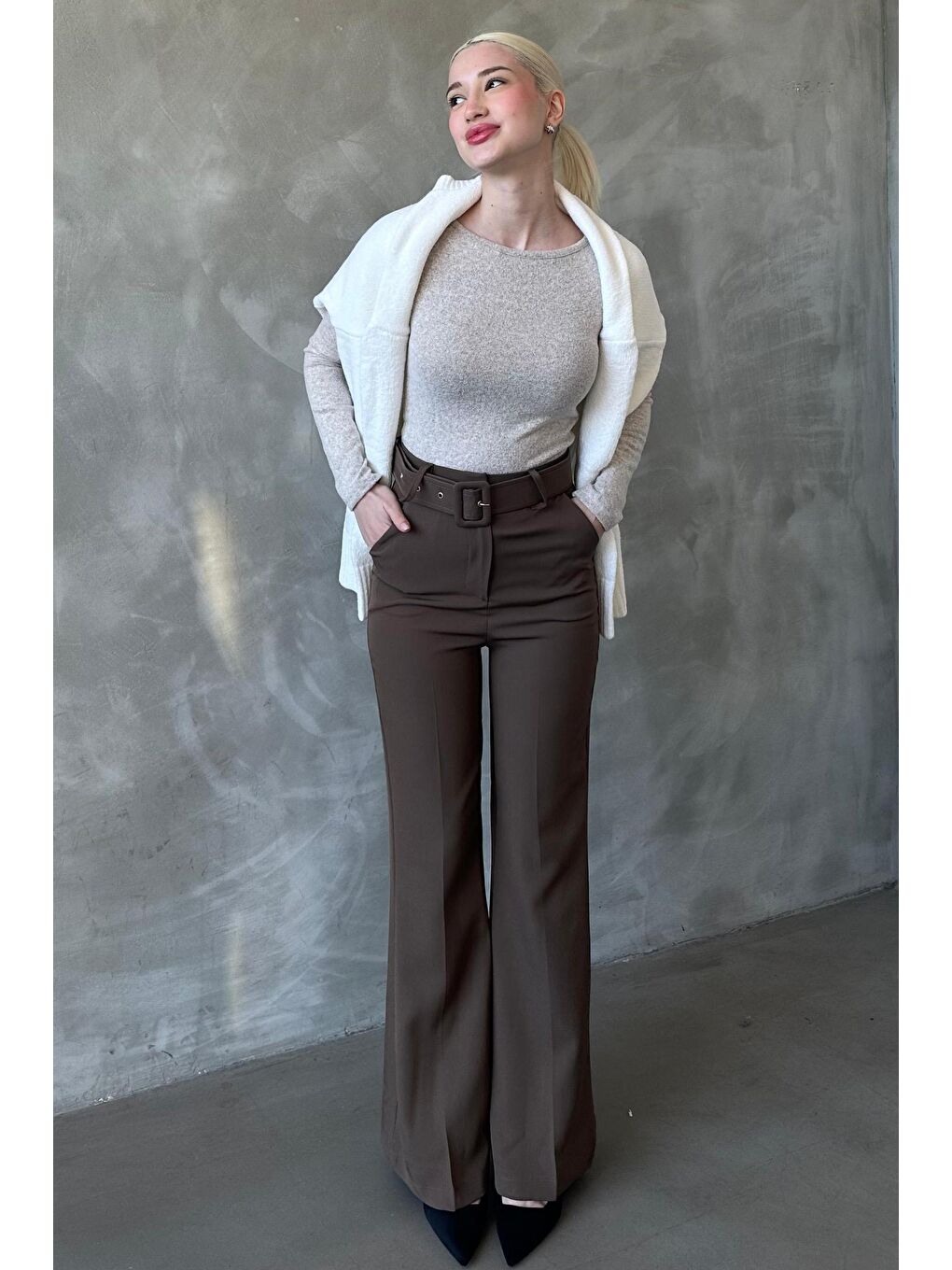 Kahverengi İspanyol Paça Kadın Kumaş Pantolon Mg2303