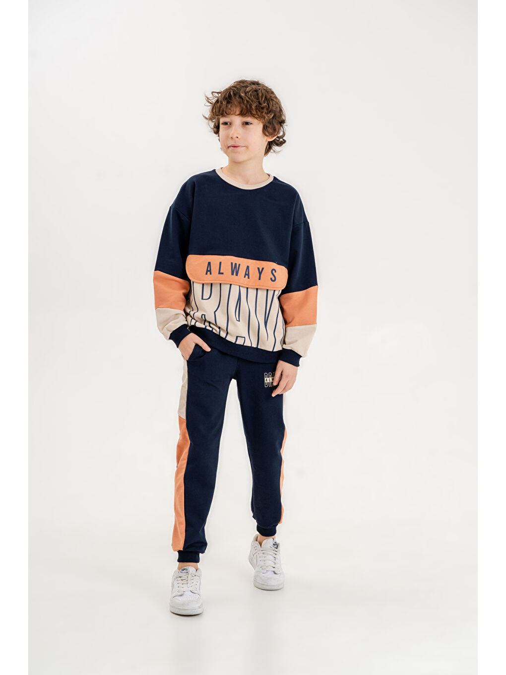 Lacivert Always Brave Baskılı Kanguru Cep Detay Bisiklet Yaka Alt Üst Erkek Çocuk Eşofman Takımı