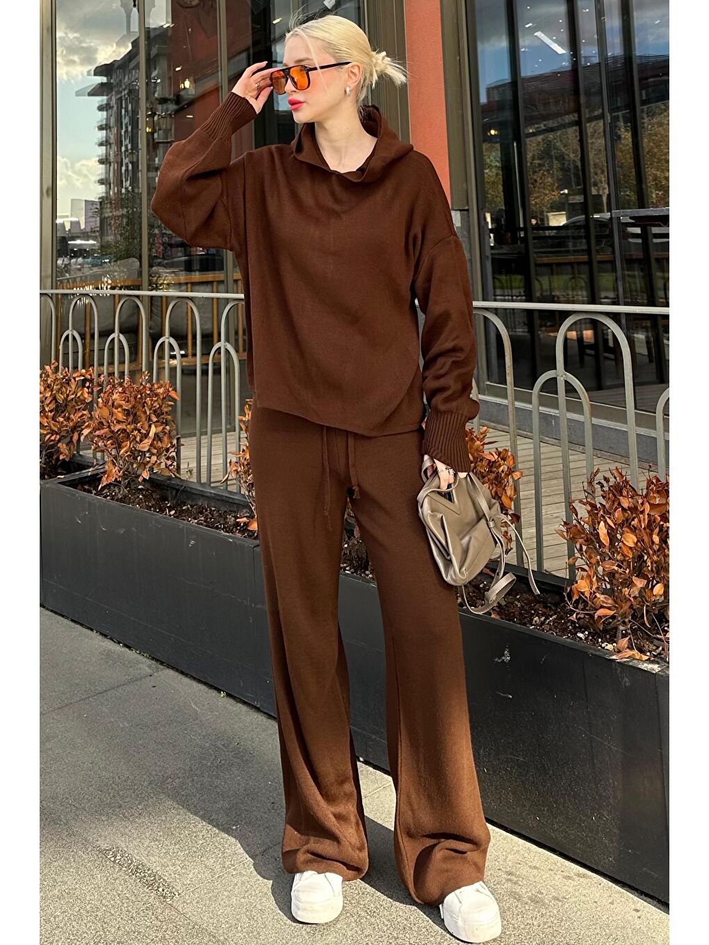 Kahverengi Kapüşonlu Triko Kadın Eşofman Takımı Mg2237