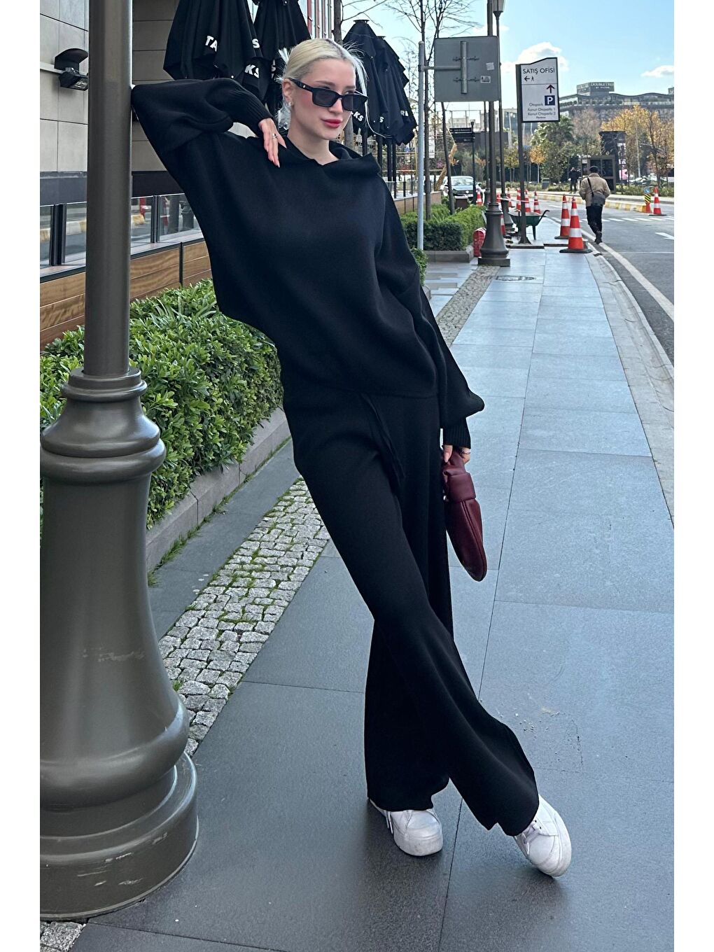 Siyah Kapüşonlu Triko Kadın Eşofman Takımı Mg2237-7