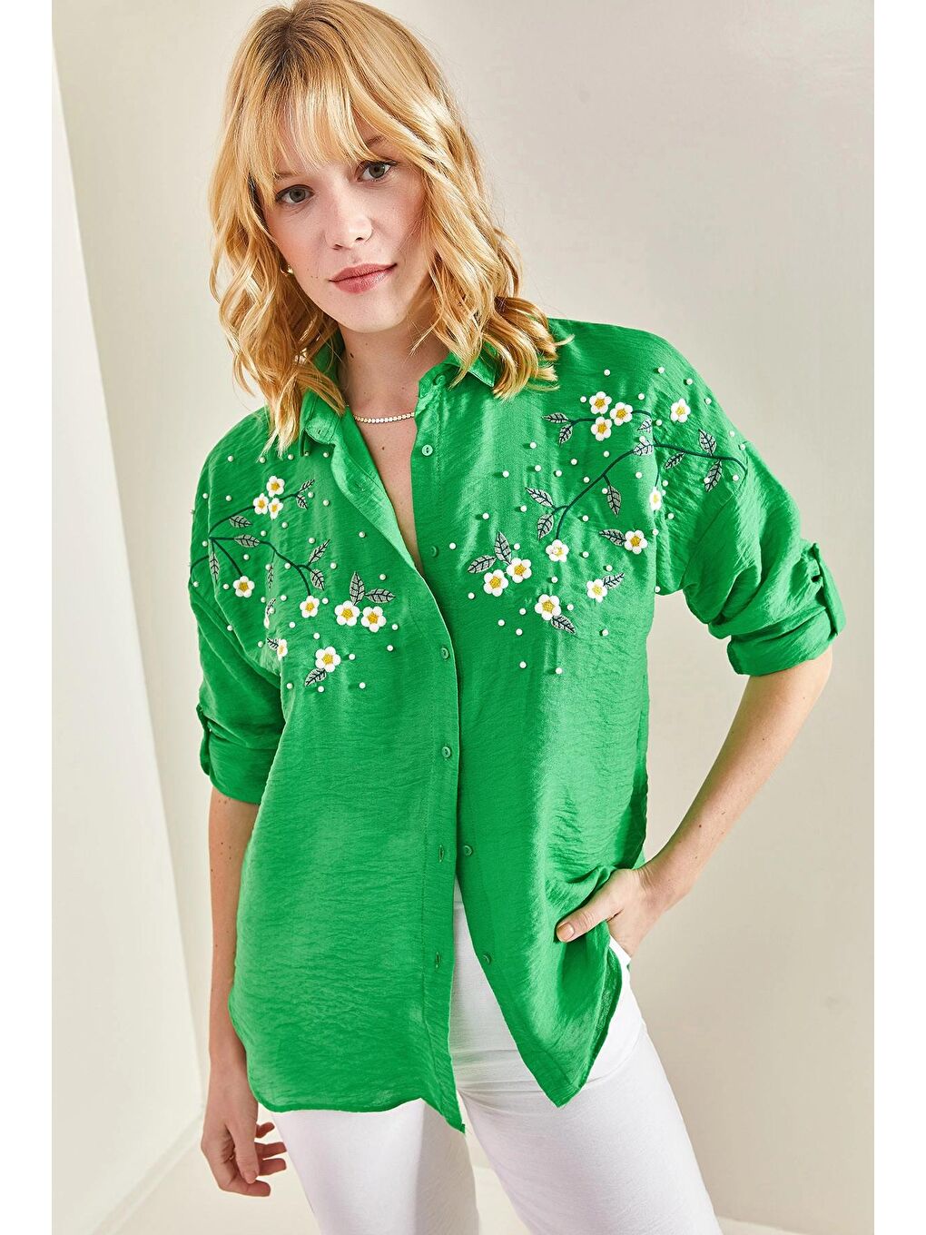 Yeşil Kadın Papatya İşlemeli Kol Katlamalı Ayrobin Gömlek