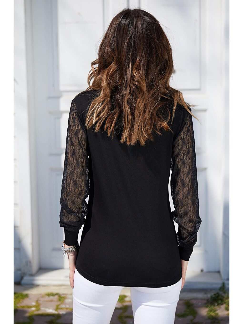 Siyah Kolu Tül Detaylı V Yaka Bluz 0YXK2-43364-02-1