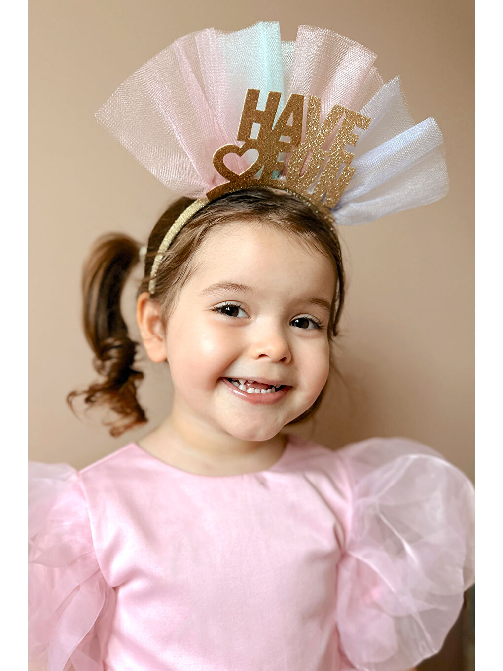 Sarı Altın Simli Tül Detaylı Have Fun Kız Çocuk Taç-2