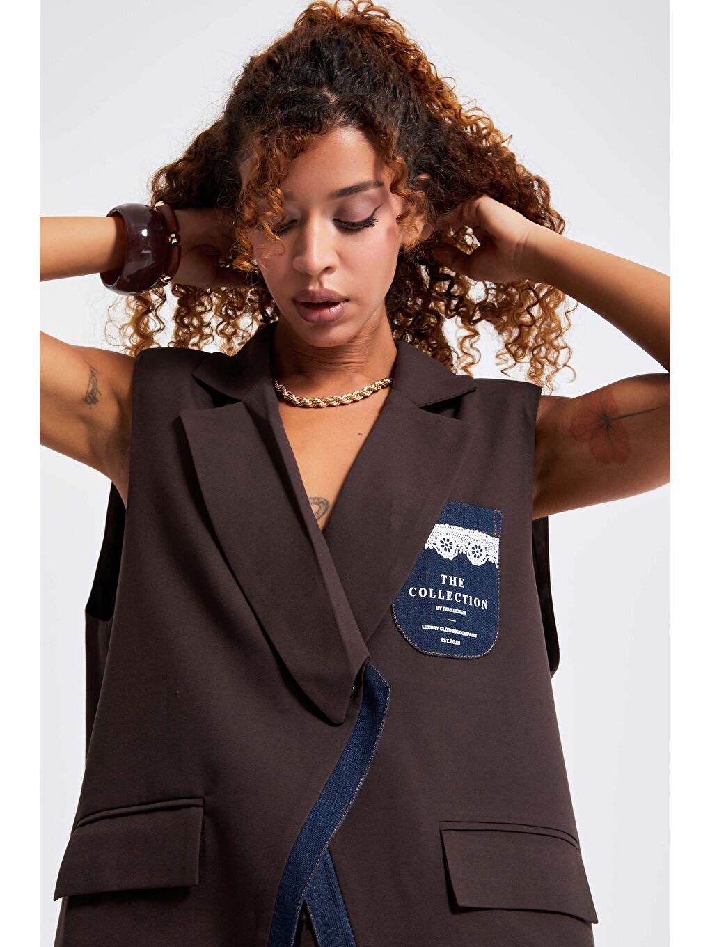 Kadın Kahverengi Denim Parçalı Uzun Boy Özel Tasarım İçi Astarlı Yelek-2