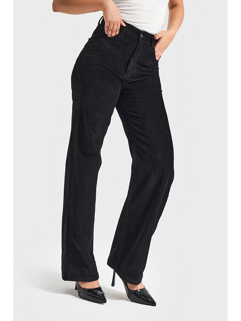 Kadın Siyah Doris 26w41 Renk Straight Fit Kalın Fitilli Kadife Pantolon