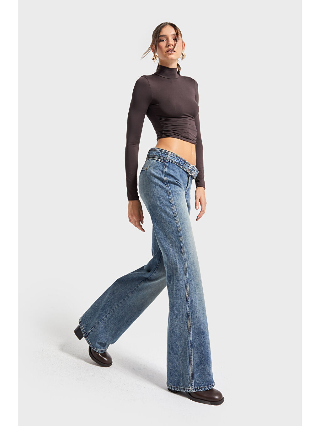 Mavi Kadın T.Kot Rengi 4w5-32 Flare Fit Midrise Orta Bel Viskon Kumaş Kemer Detaylı Özel Tasarım Denim Je-3