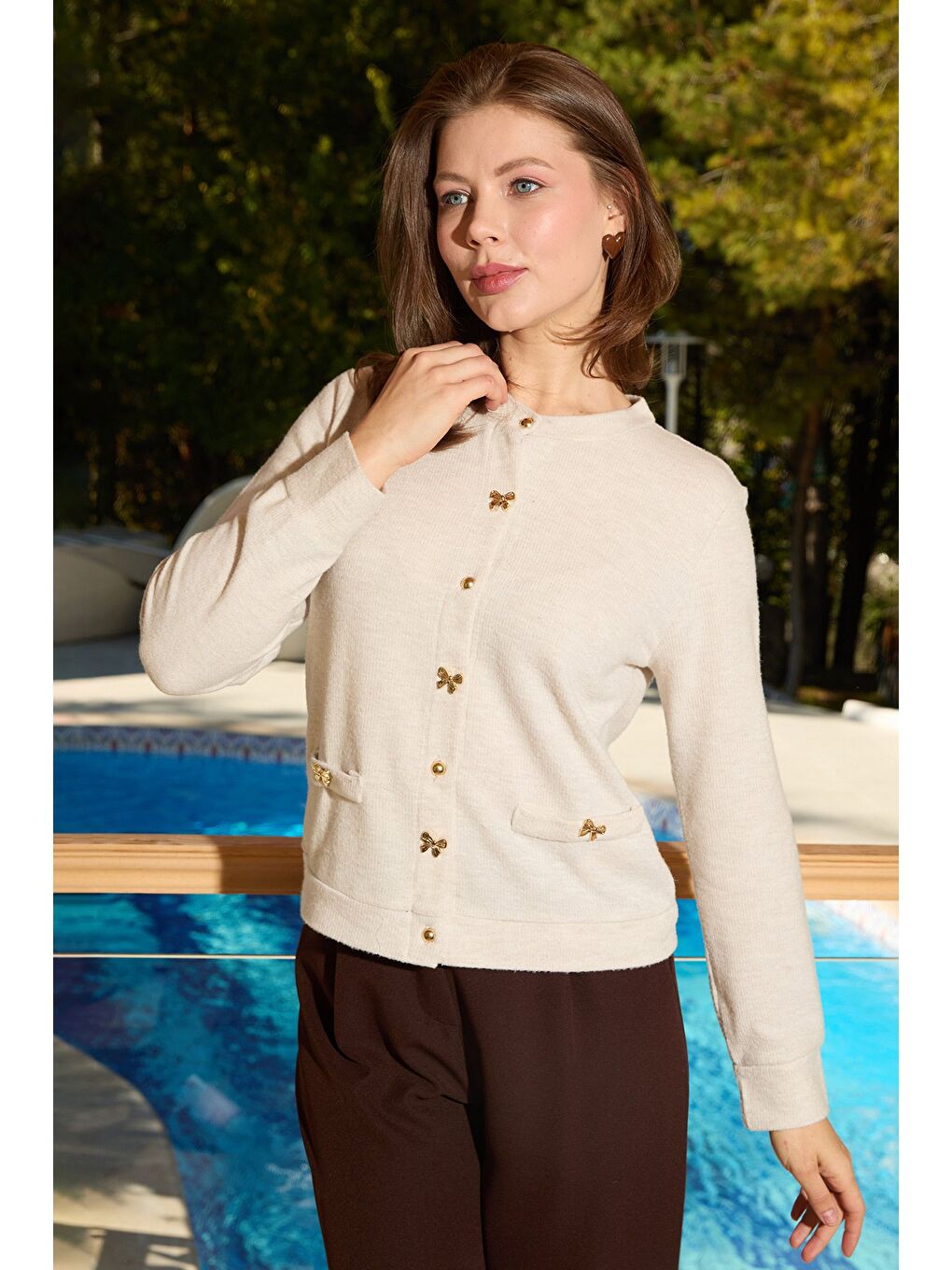 Bej Fiyonk Düğmeli Cepli Triko Hırka-4