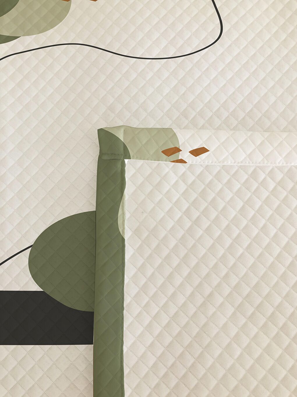 Karışık Soyut Desen Tek Kişilik Çocuk Pike Takımı 160x220 cm-2