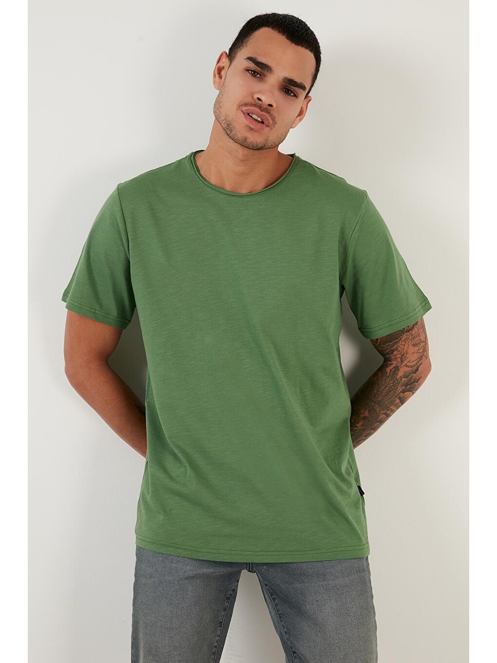 Yeşil Bisiklet Yaka %100 Pamuk Slim Fit Basic Tişört 59020001-1