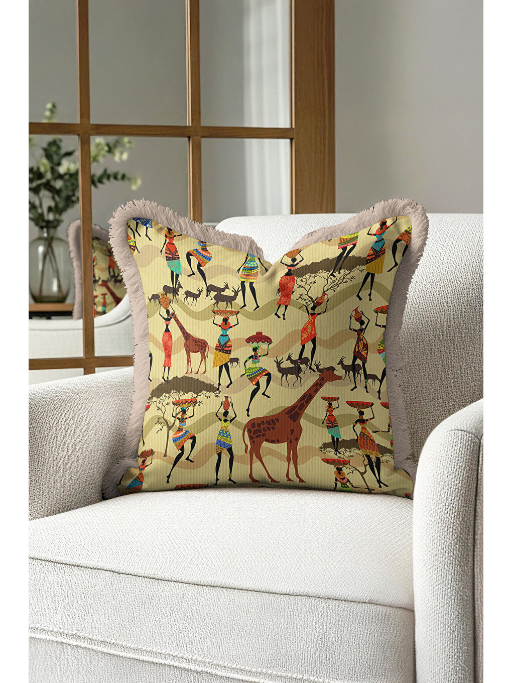 Karışık Afrika Kültürü Saçaklı Yastık Kılıfı - Etnik Safari Temalı Bej Püsküllü Kırlent Kılıfı