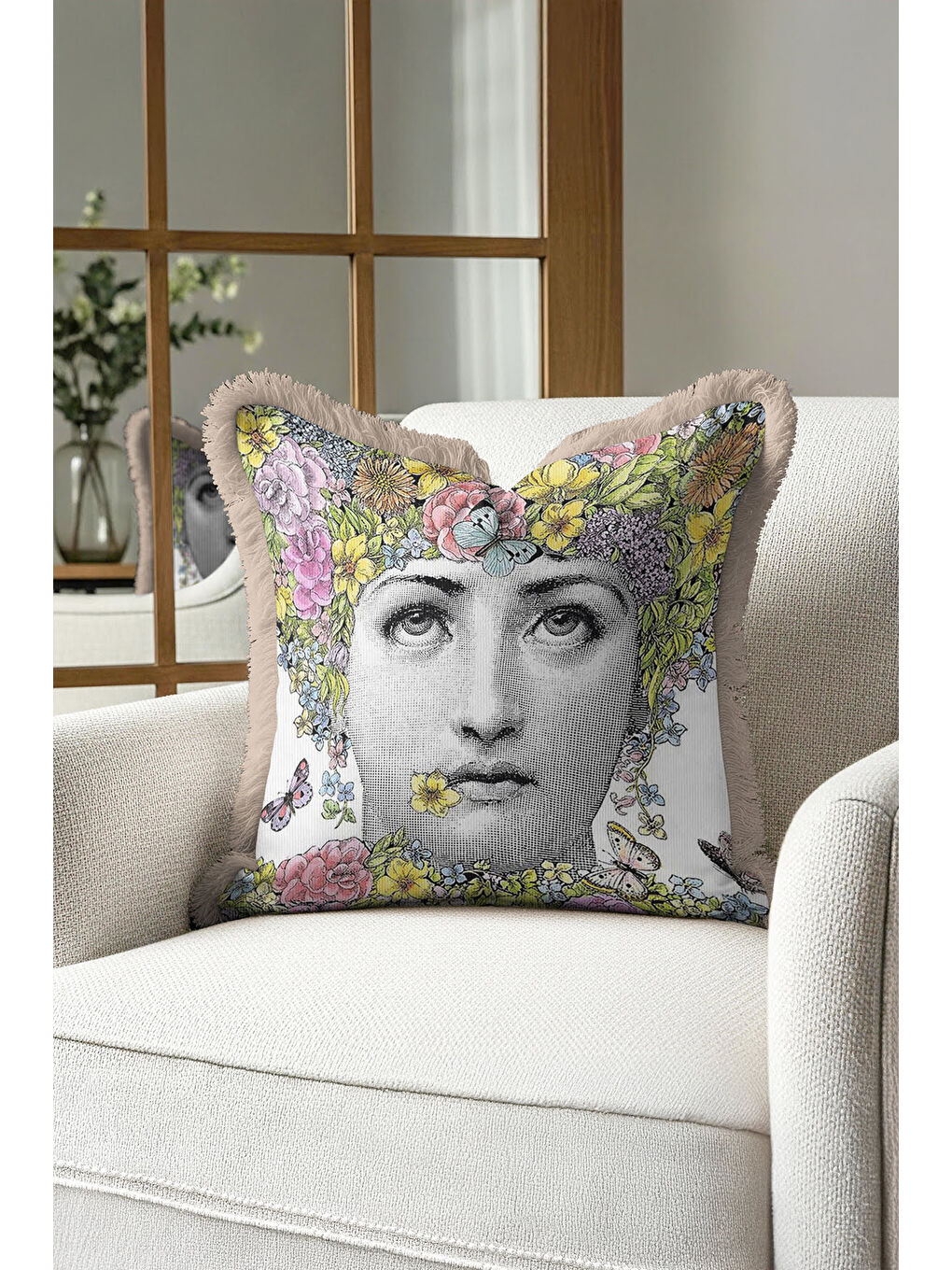 Karışık Sanatsal Çiçekli Saçaklı Yastık Kılıfı - Renkli İllüstrasyon Bohem Sarı Bej Püsküllü Kırlent Kılıfı-1