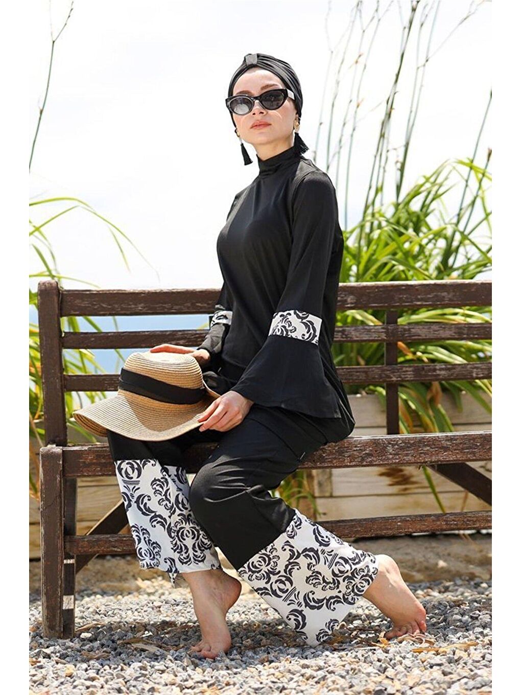 İp Bağlamalı 4’lü Siyah desenli Tam Kapalı Tesettür Mayo 1958-1