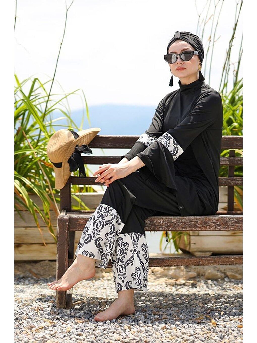 İp Bağlamalı 4’lü Siyah desenli Tam Kapalı Tesettür Mayo 1958-2