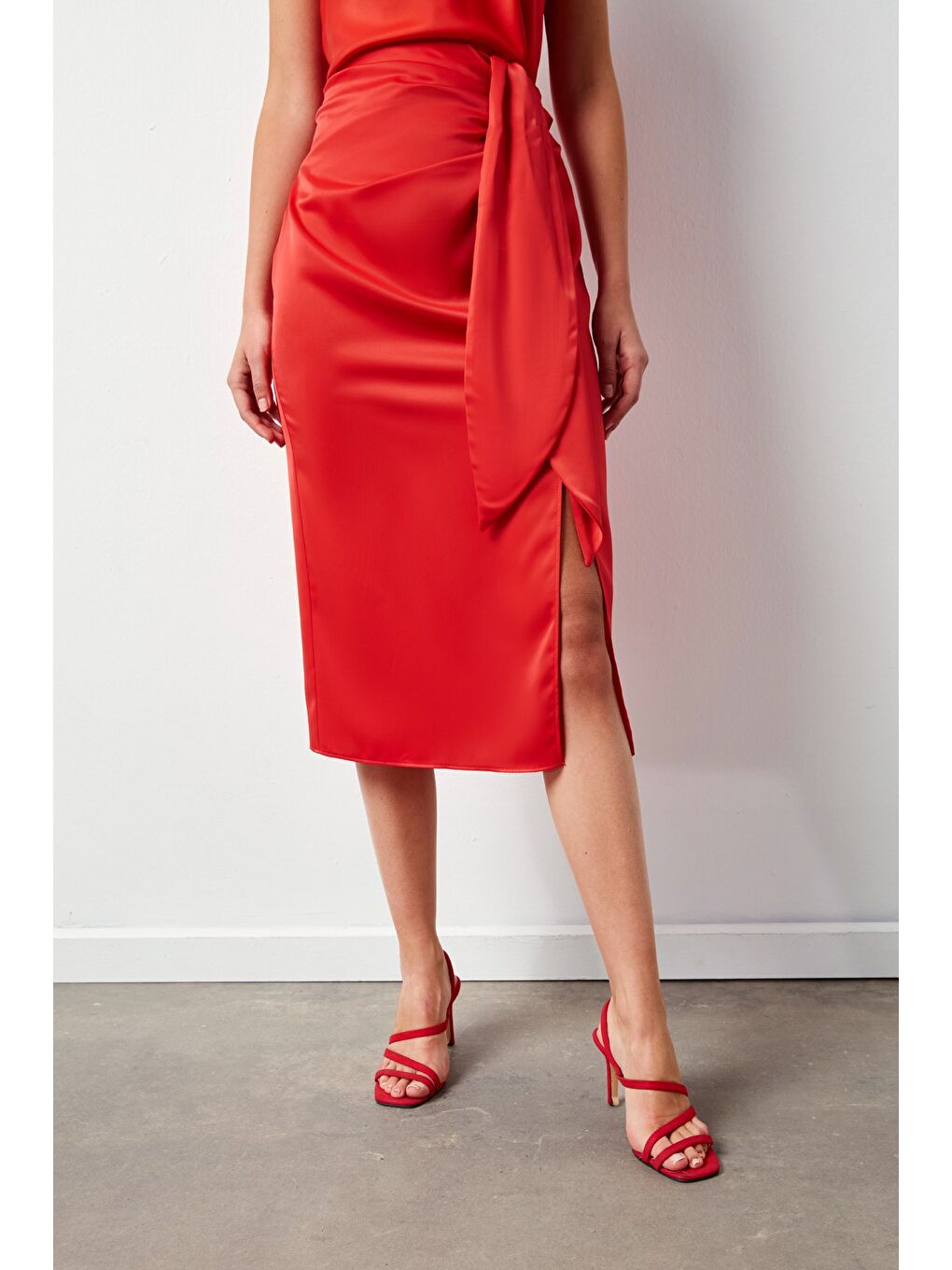 Bağlamalı Saten Etek - Mercan-4