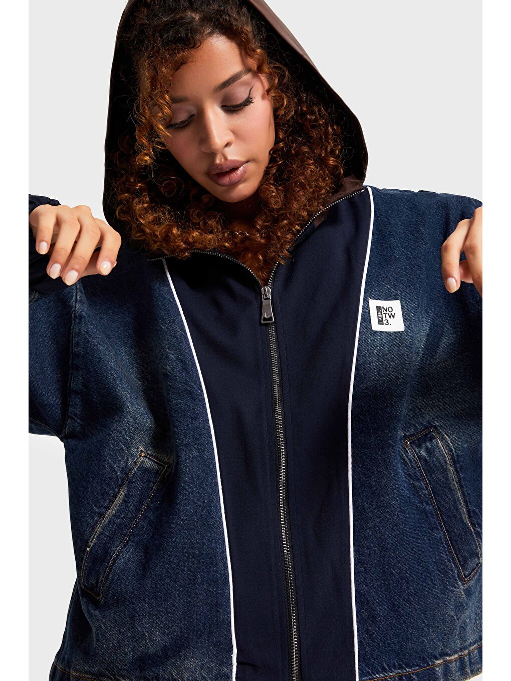 Mavi Kadın Jean Rengi Denim Dokuma Çift Parça Kumaş Oversize Kapüşonlu Tasarım Denim Ceket-2