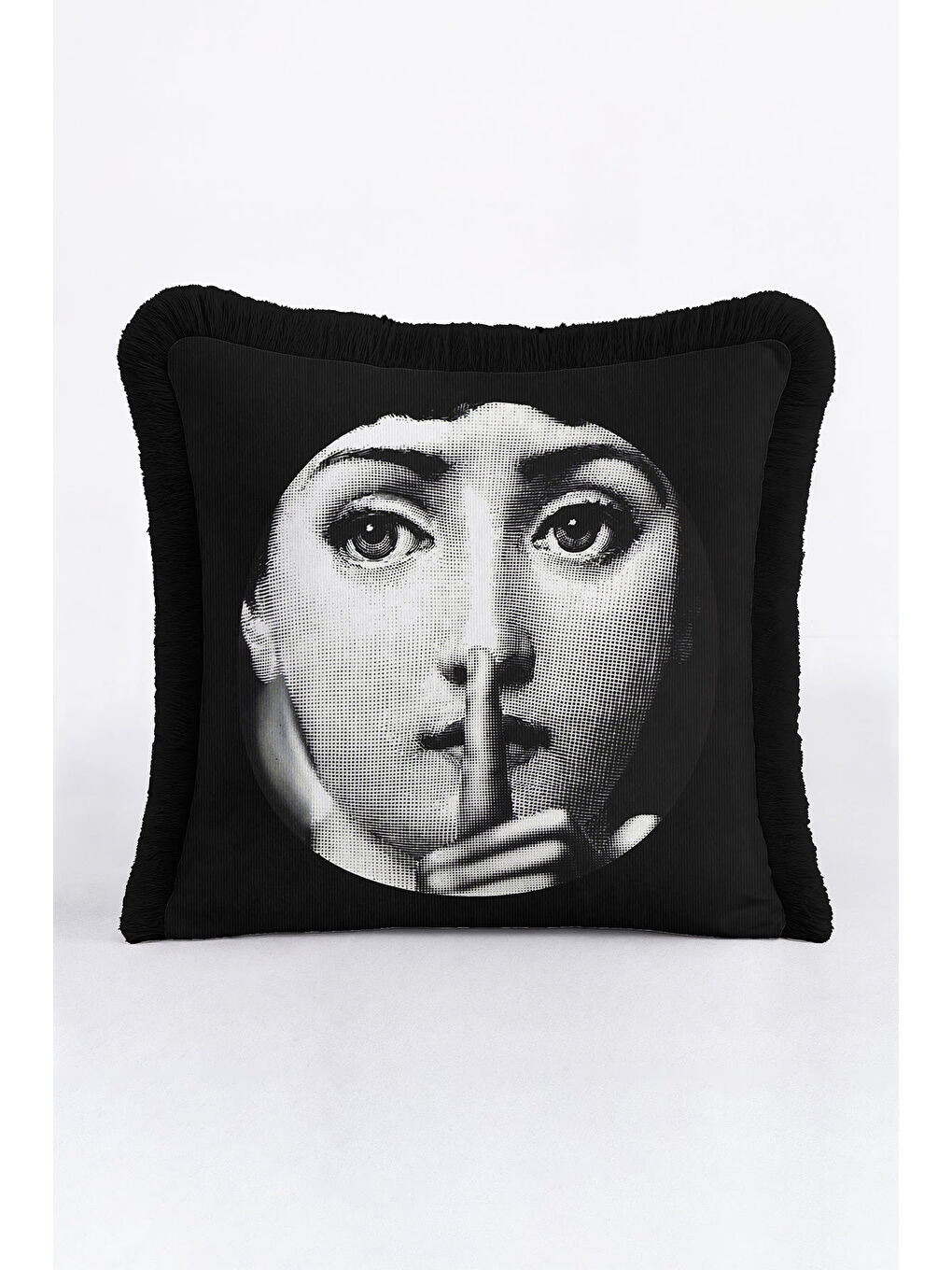 Karışık Pop Art Portre Saçaklı Yastık Kılıfı - Monokrom Modern Siyah Püsküllü Kırlent Kılıfı-2