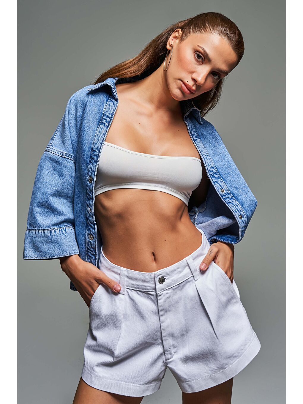 Kadın Beyaz Renk 5s5-2 Mini Boy Pileli %100 Pamuk Denim Şort