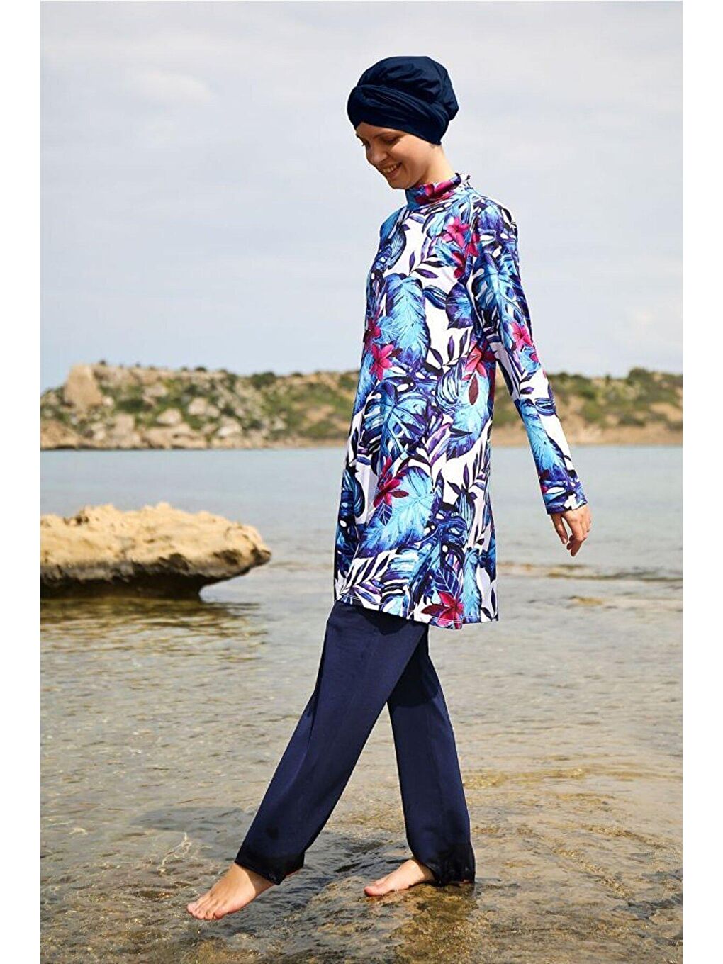 Lacivert Desenli Tam Kapalı Tesettür Mayo 1965-3