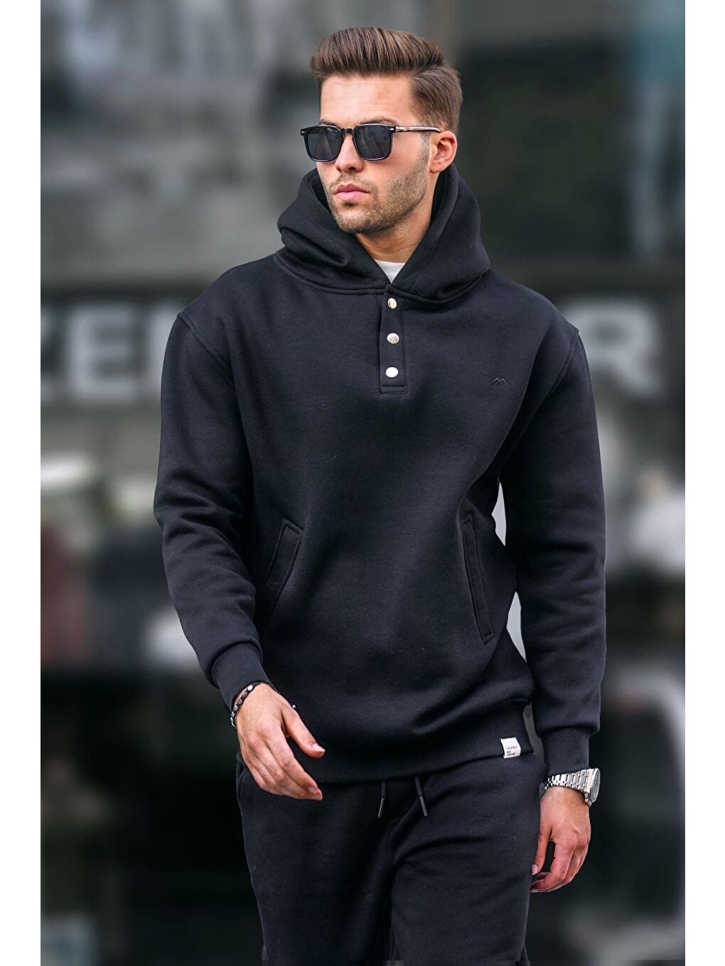 Madmext Siyah Kapüşonlu Düğme Detaylı Sweatshirt 6150 - 1