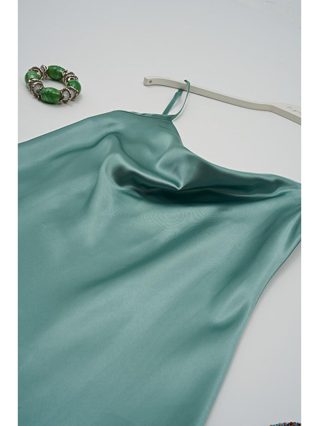 Degaje Yaka Su Yeşili Saten Gecelik-1