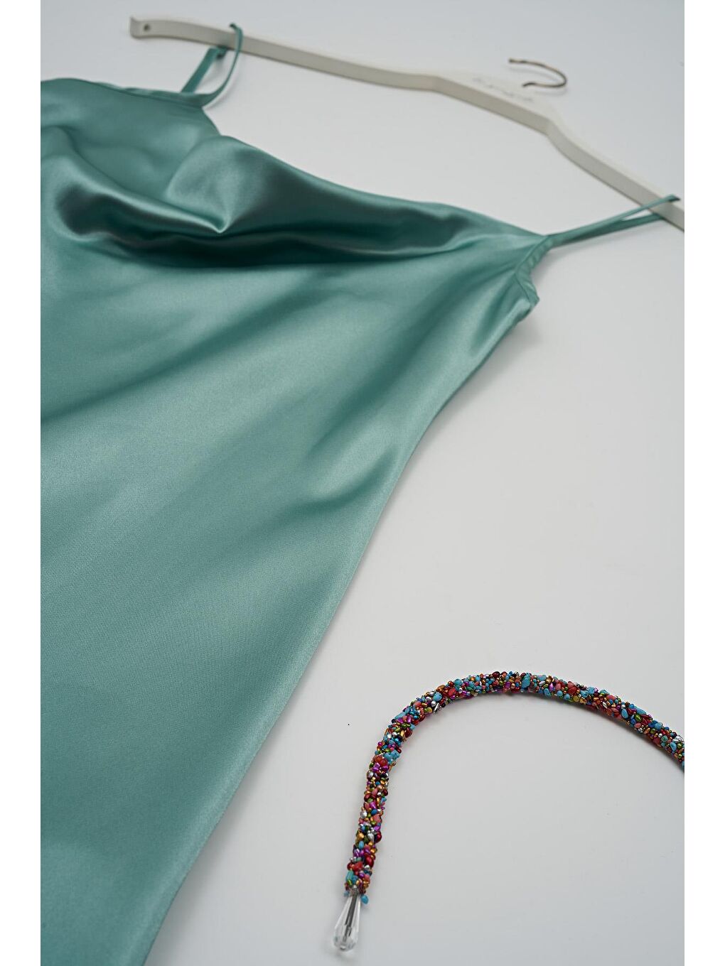 Degaje Yaka Su Yeşili Saten Gecelik-3