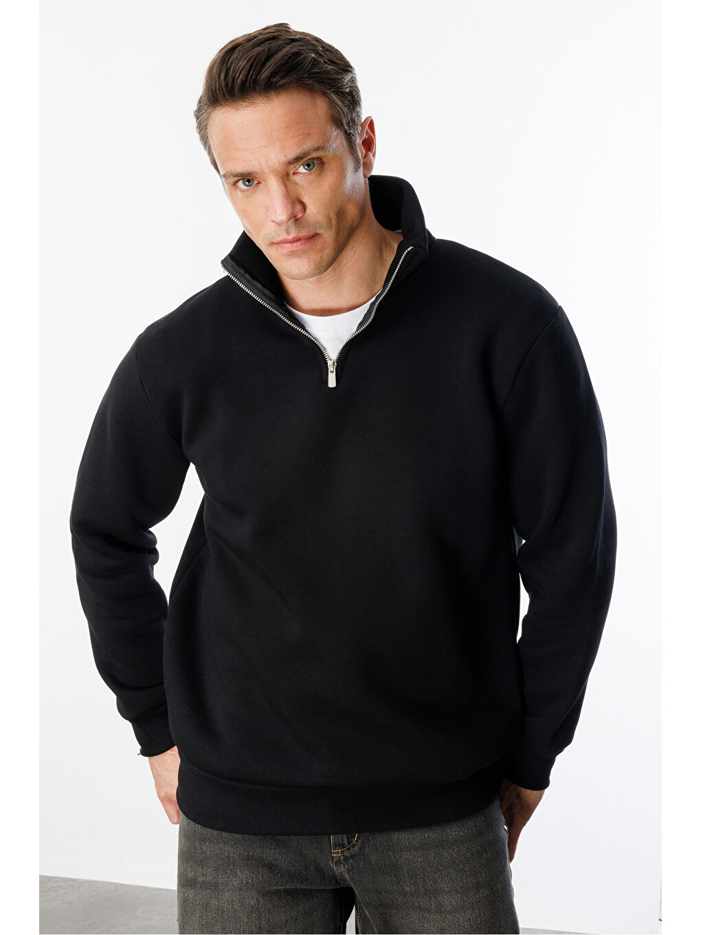 Siyah Kalın Yarım Fermuarlı Dik Yaka Unisex Sweatshirt