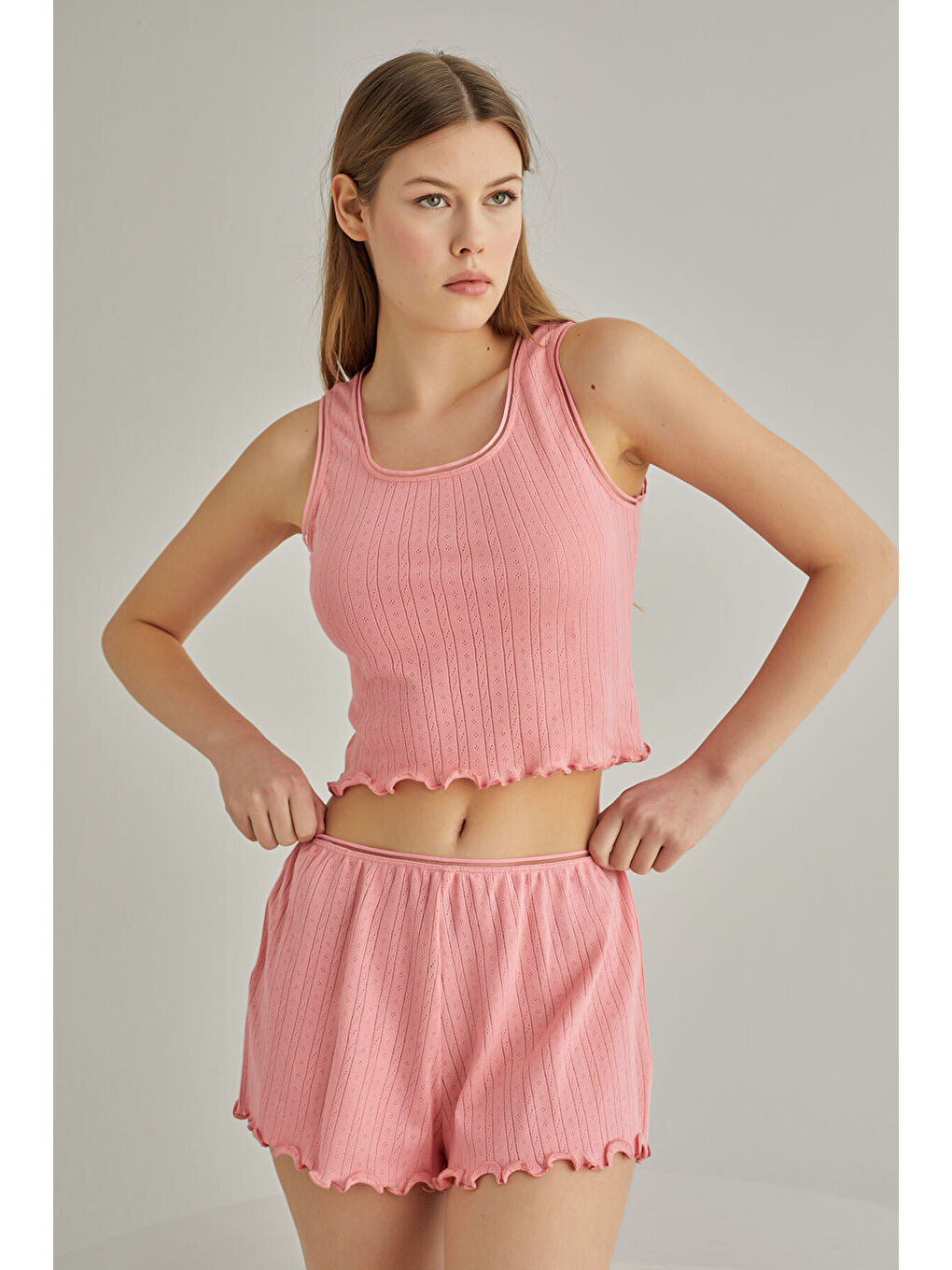 Pembe Self Patterned Crop Şort Takım