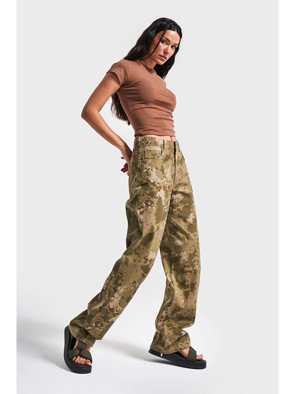 Kahverengi Kadın Kamufulaj Renk Loose Fit Orta Bel %100 Pamuk Denim Pantolon-4