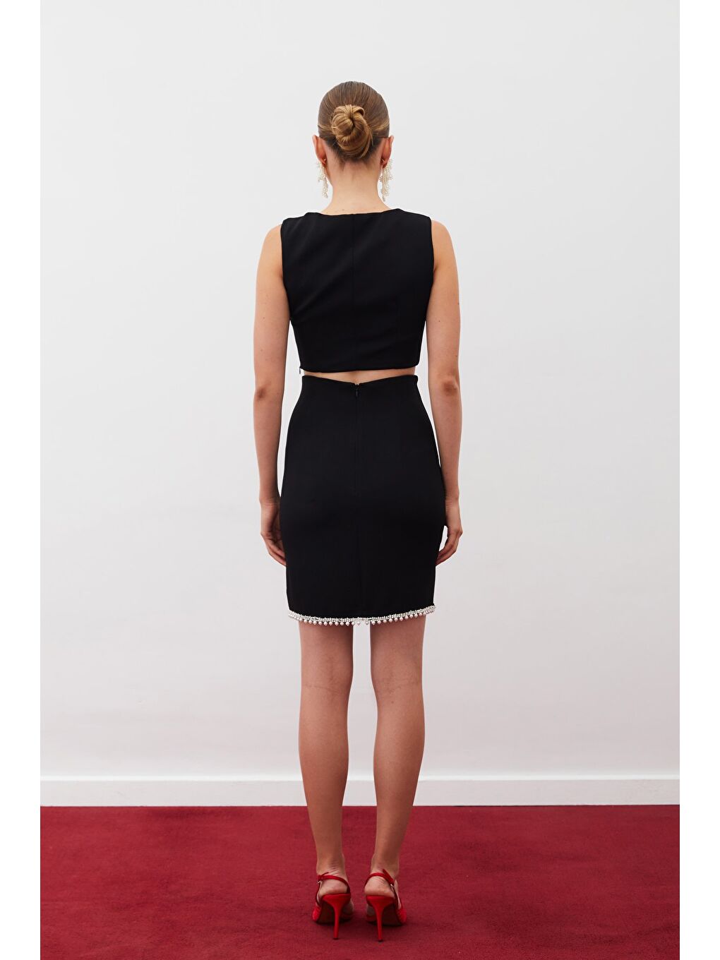 Aksesuarlı Kısa Etek - Siyah-4