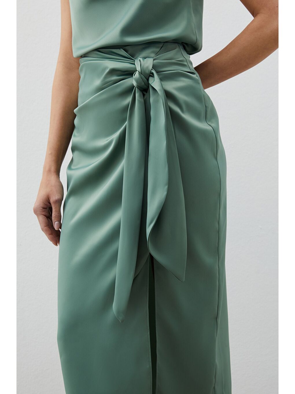 Bağlamalı Saten Etek - Haki-3