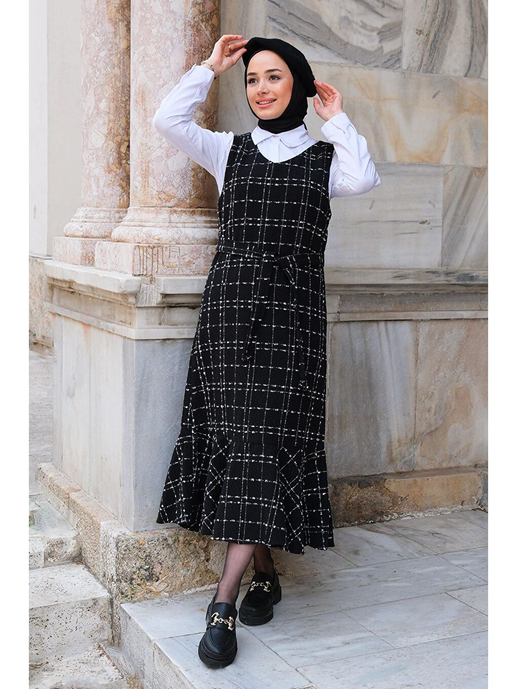 Eteği Fırfırlı Kuşaklı Tüvit Jile Siyah-1