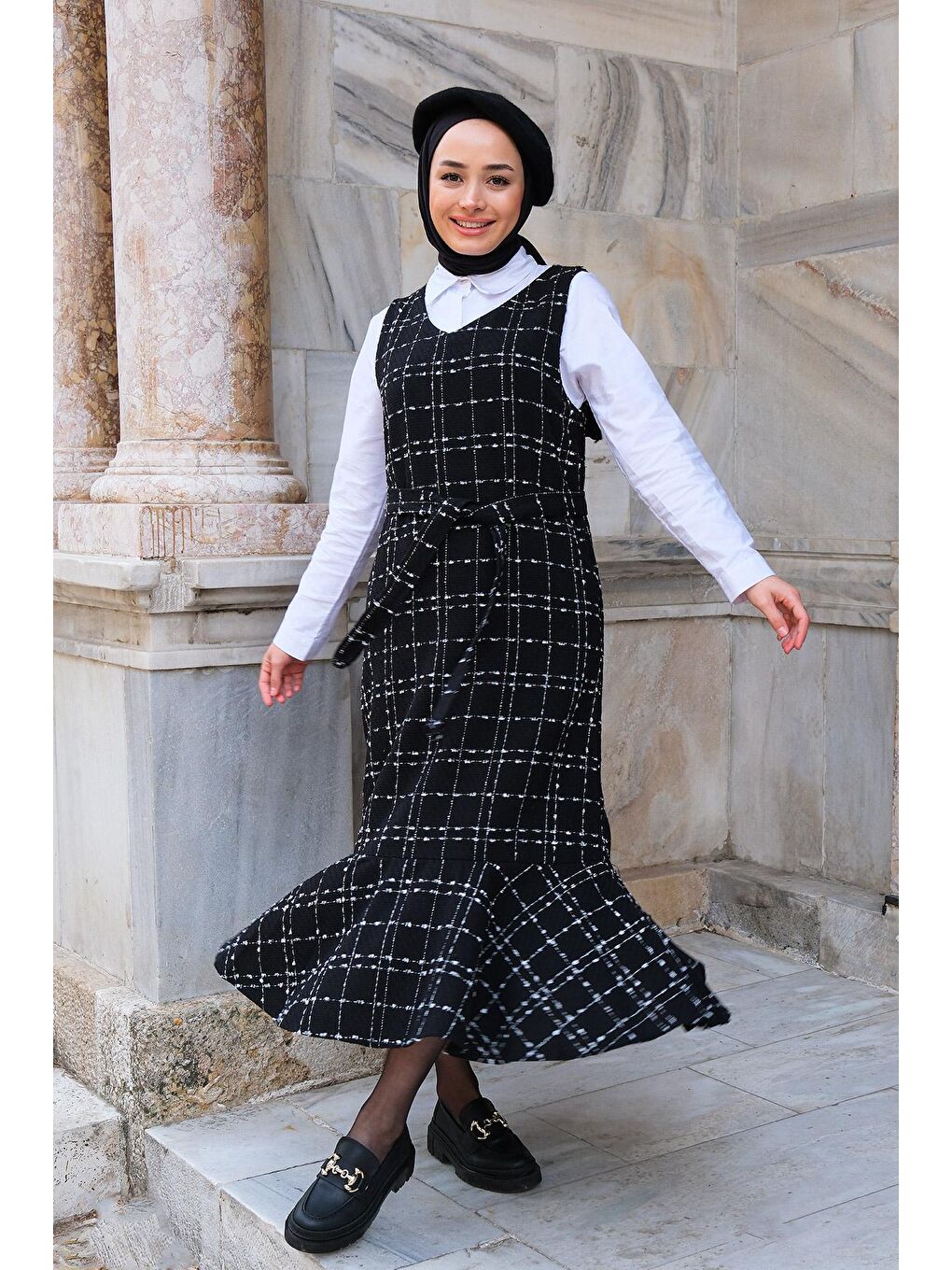 Eteği Fırfırlı Kuşaklı Tüvit Jile Siyah-3