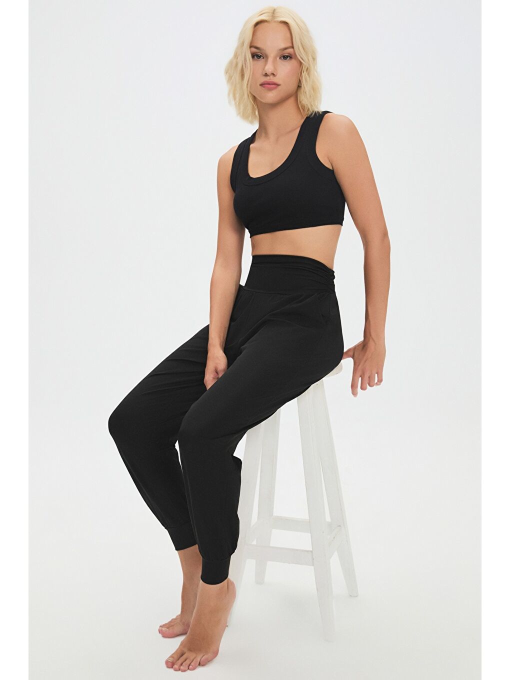 Siyah Kadın Bej Yüksek Bel Jogger Eşofman Altı-4