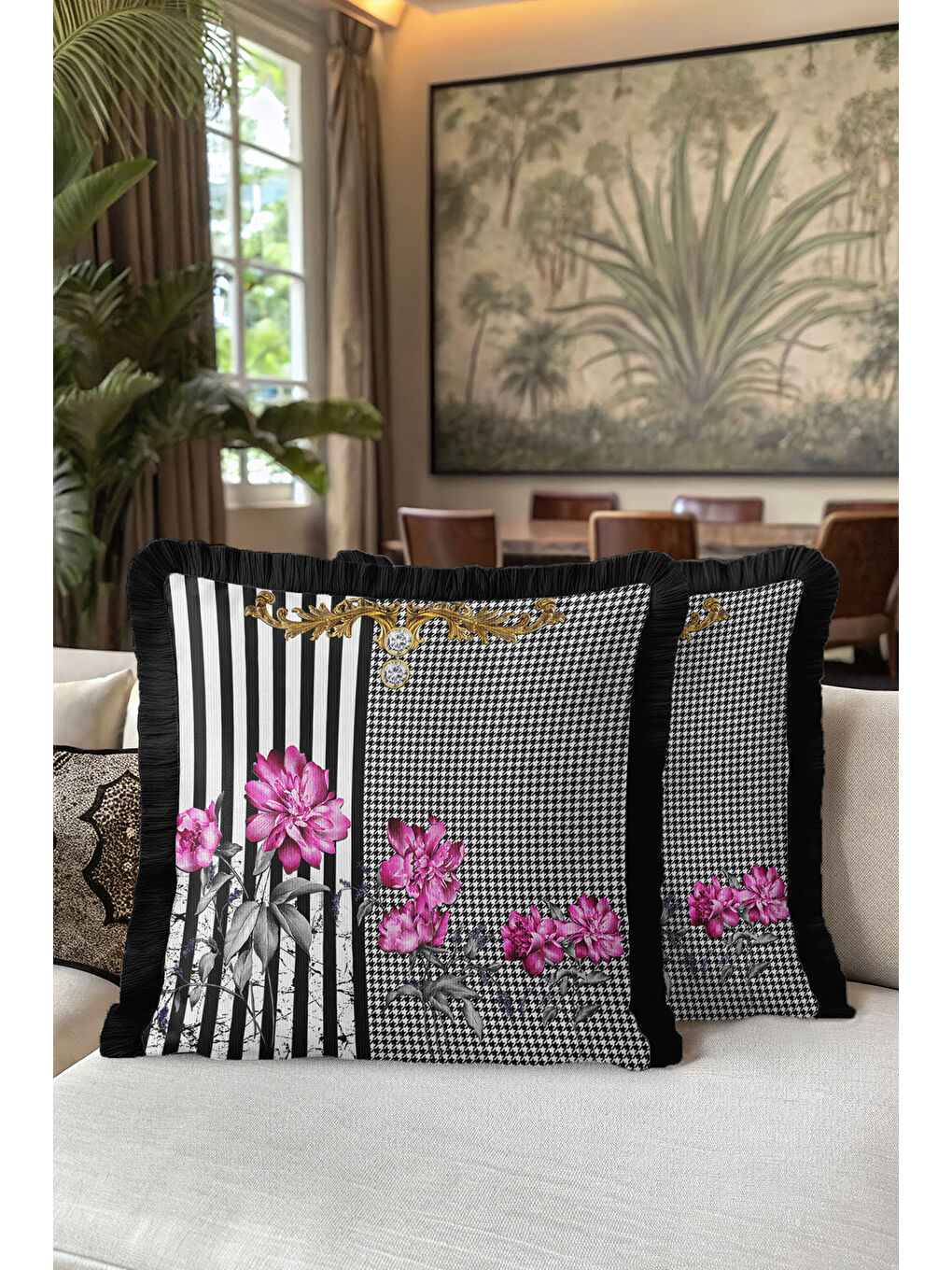 Karışık Barok Çiçekli Saçaklı Yastık Kılıfı - Lüks Modern Siyah Beyaz Altın Renkli Püsküllü Kırlent Kılıfı-5