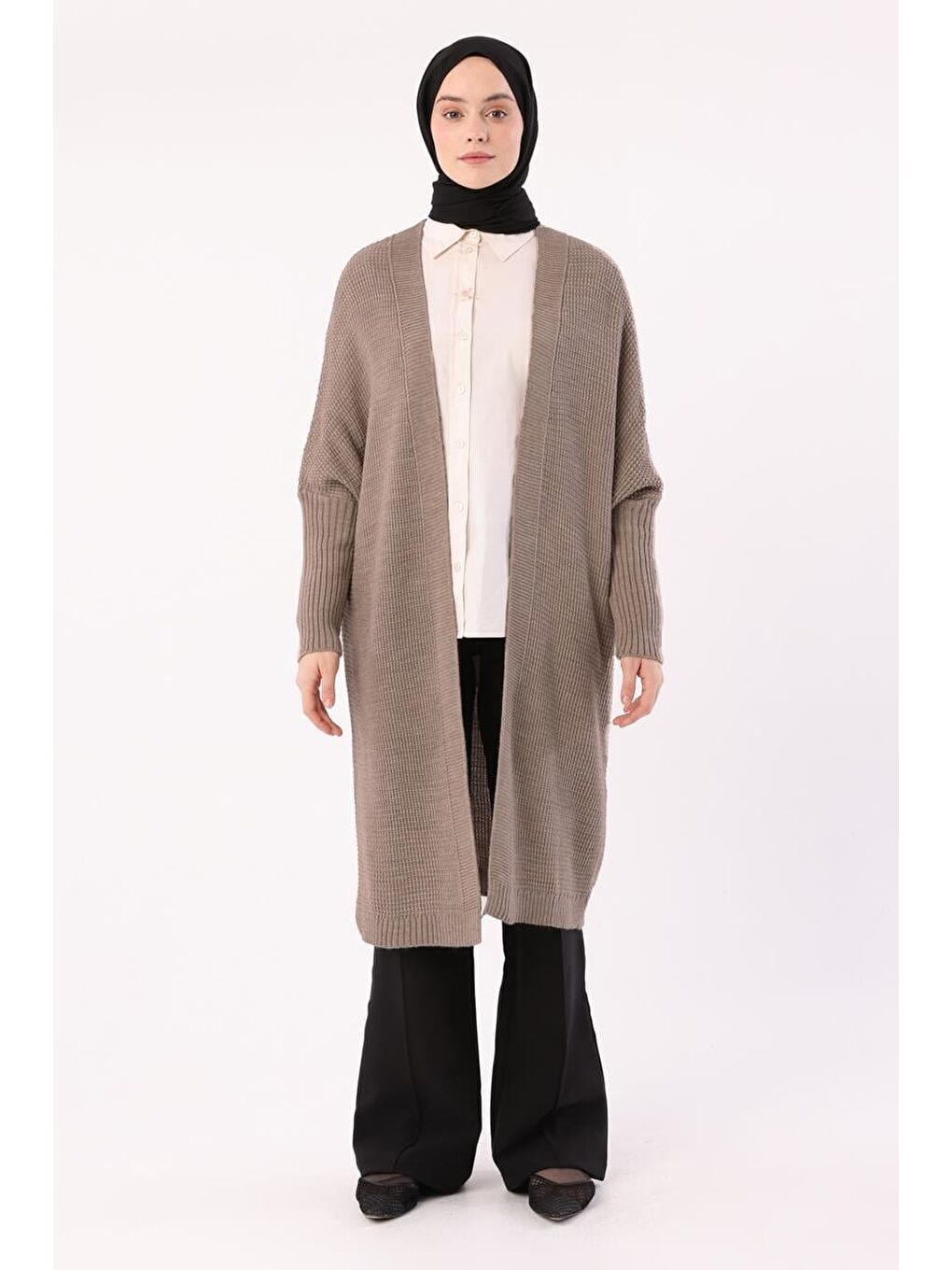 Bej Önü Açık T-Kol Triko Hırka-1