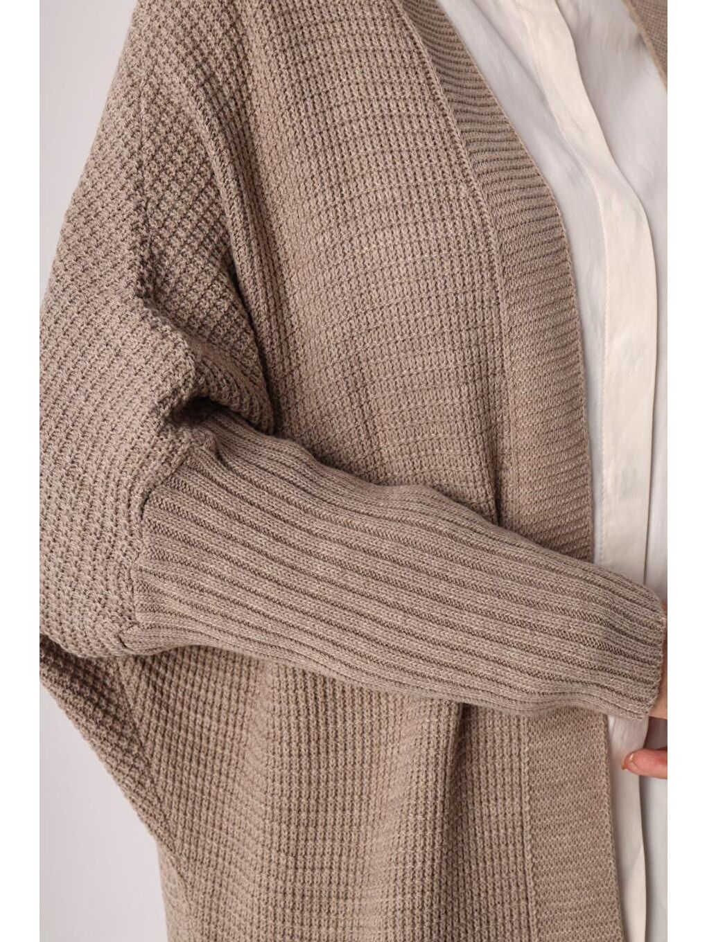 Bej Önü Açık T-Kol Triko Hırka-4